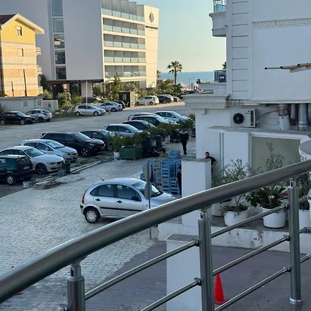 Grand Blue Fafa Lejlighed *