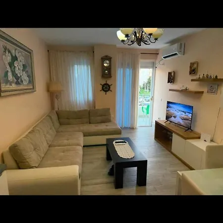 Lejlighed Grand Blue Fafa Golem (Tirana)